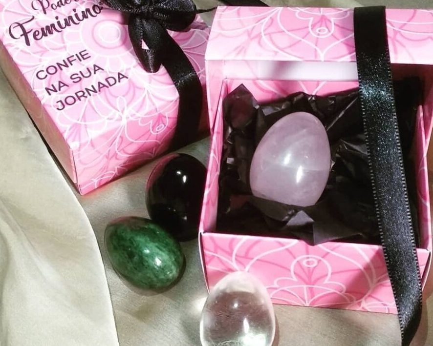 cropped-cropped-poderes-do-feminino-aysha-almee-yoni-eggs-ovos-de-yoni-tantra-yoniterapia-6-1024x1008-1.jpeg